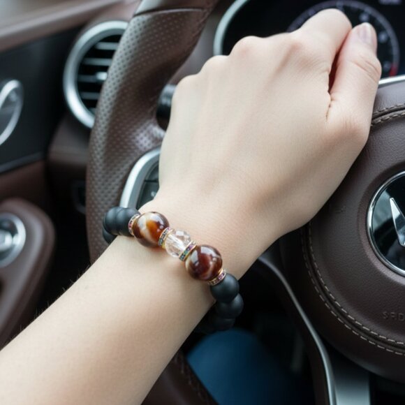 Handcrafted Royal Wrist Beads - Picture 4 of 5